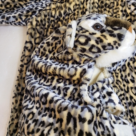 Halloween Costume - Picture 2 of 5